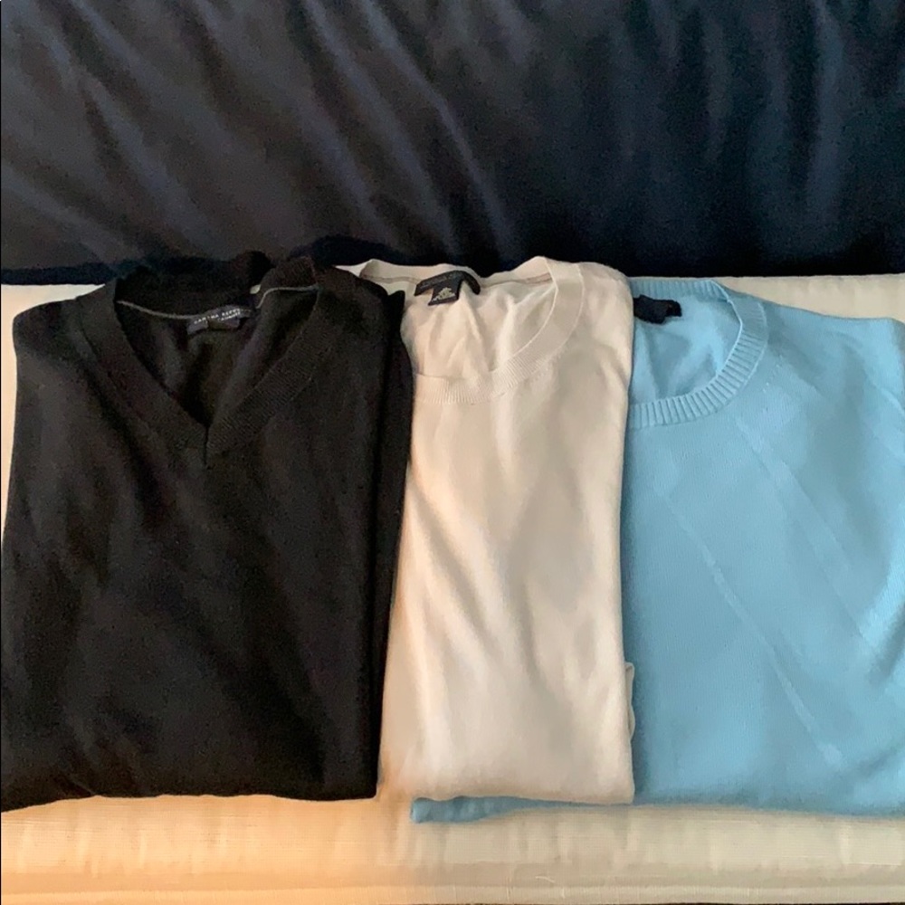 Bundle of 3 Banana Republic long sleeve knits